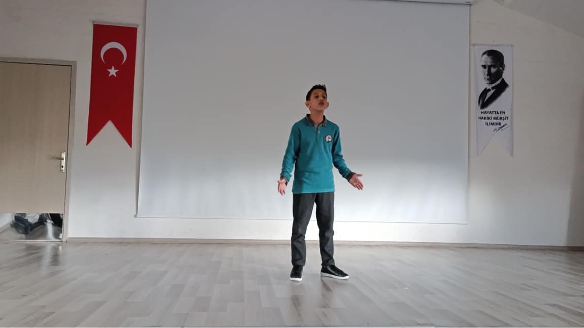  “İstiklal Marşı’nı Güzel Okuma” il finalinde ilçemizi temsil eden  öğrencimiz Bedirhan KURT, yarışmada 4. olmuştur. 